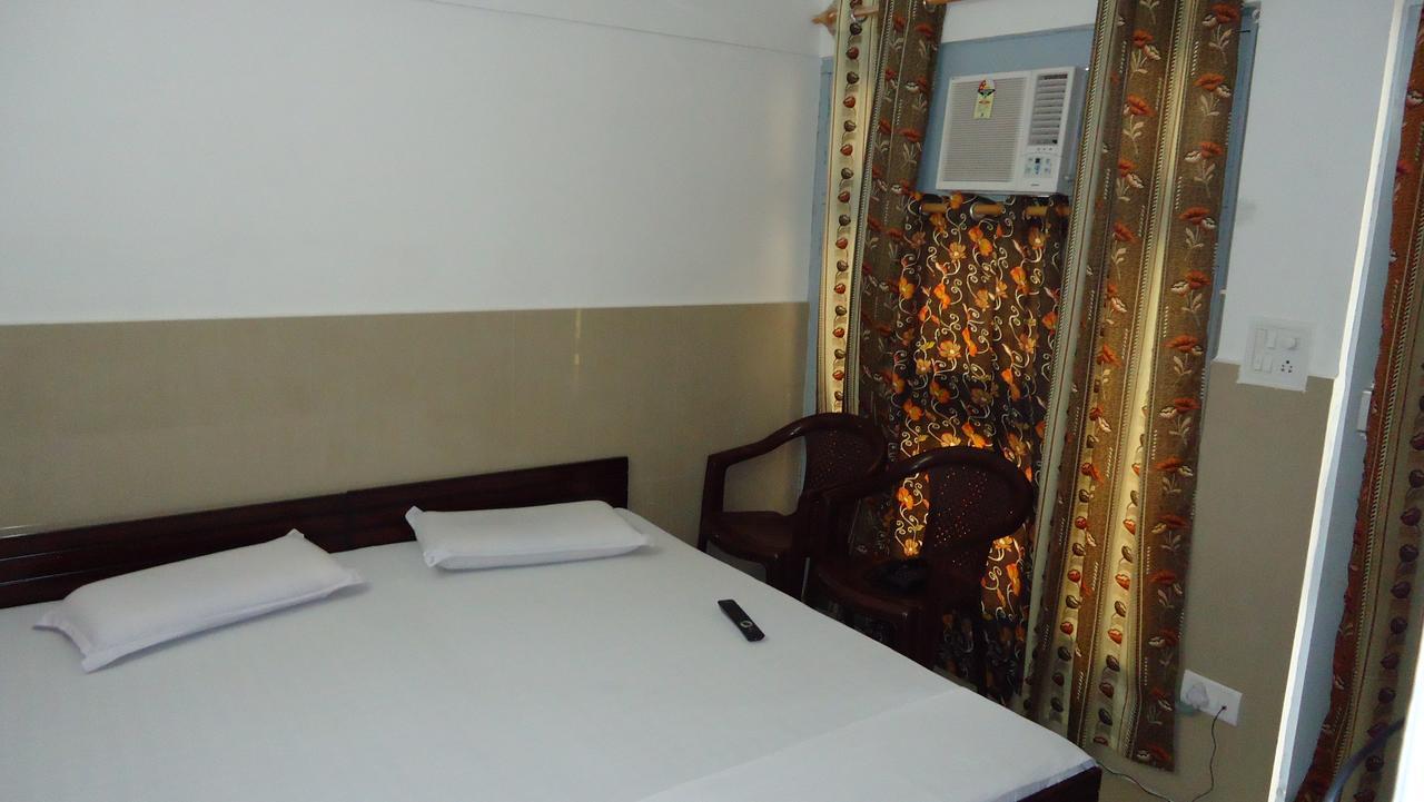 Hotel Green View Dzsammu Kültér fotó